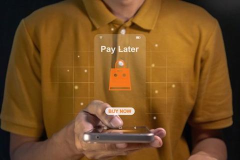 Lenders are wary of the fast-growing installment plans, but FICO says they could lift credit scores advisorstream.com/read/banks-hat…