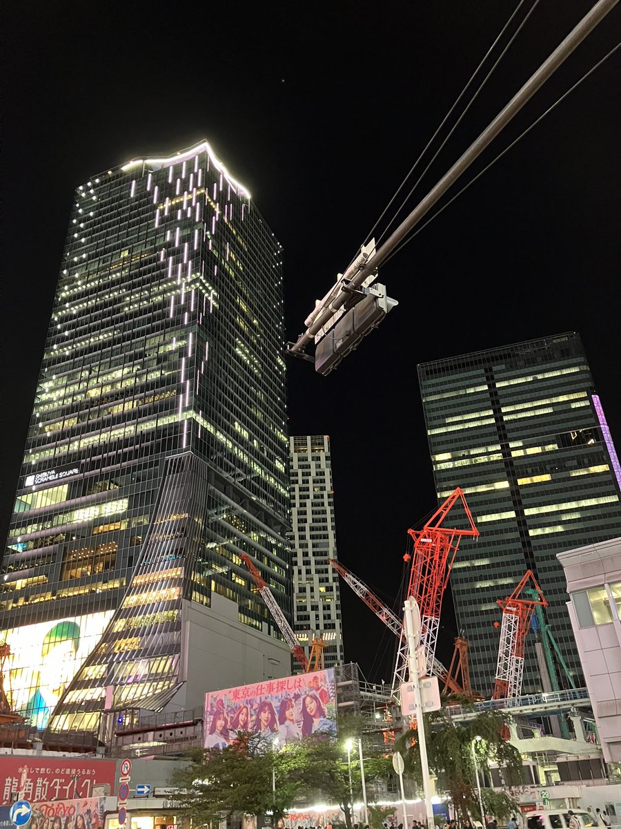 AngleofMouth's tweet image. 俺の知ってる渋谷は無ぇ