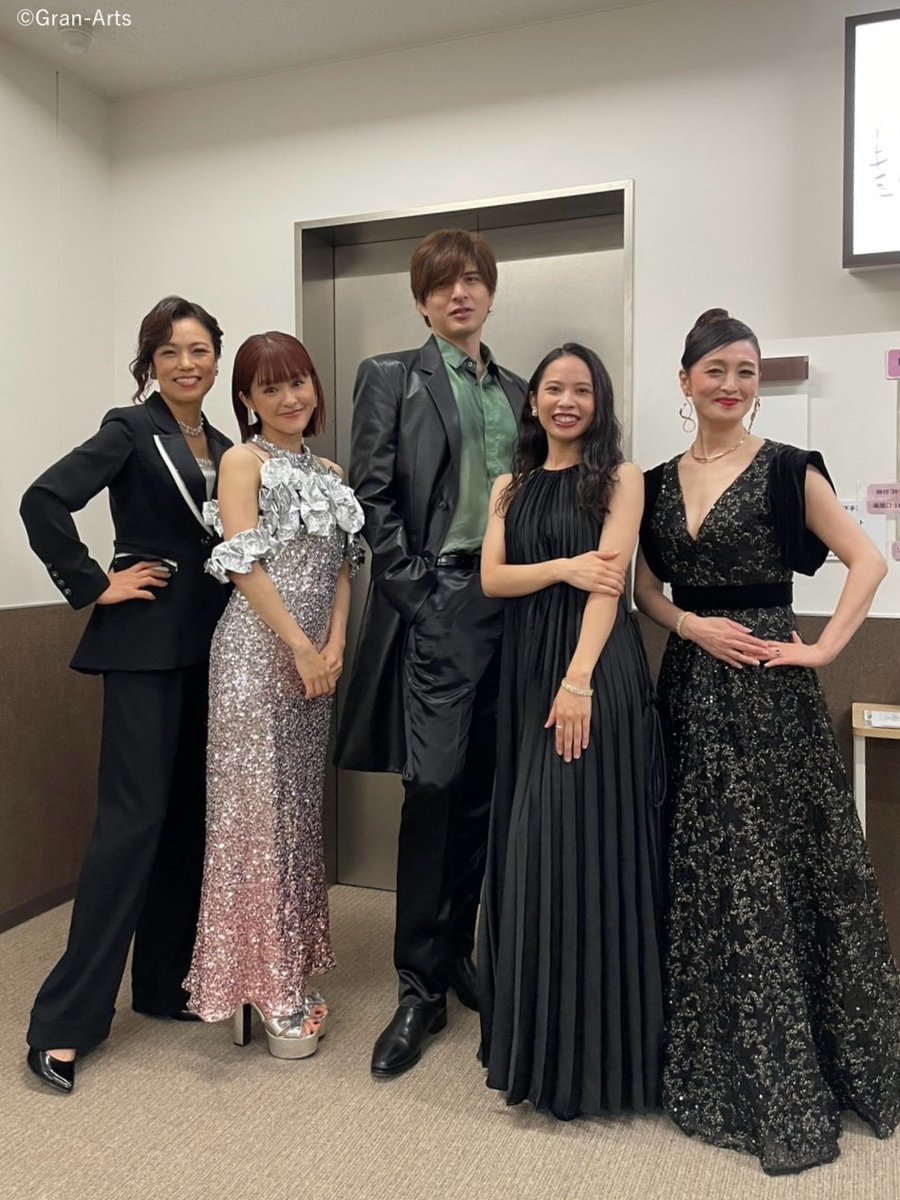 Gran_Arts's tweet image. 【#彩吹真央】

「Life&apos;s A Joy! Life Goes On!!」
梅田劇術劇場にて千穐楽を迎えました🎵
ご来場いただきました皆さま、配信でご覧いただきました皆さま、
お心をお寄せ下さった皆さま、ありがとうございました✨

このような素敵な企画にまた参加させていただけますように✴️
#ファントム チーム…