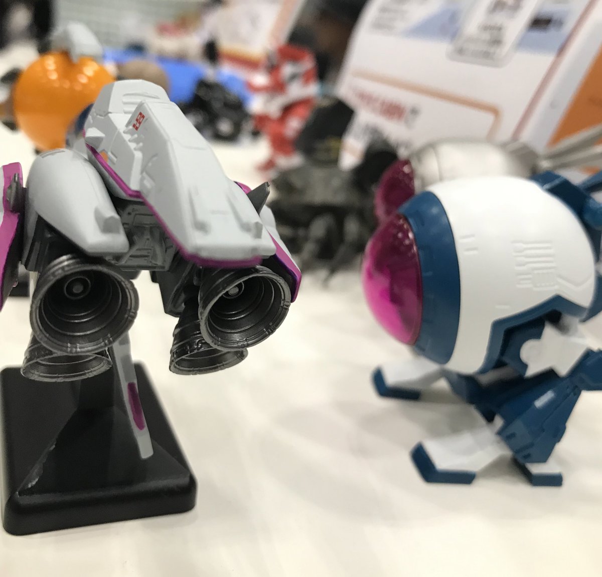 DR3_gdr3bstg's tweet image. STG #WF2025S
トイズキャビン
話題のR-TYPE FINAL2 カプセルフィギュアの展示が
ラストダンサーの後ろもパウアーマーの横顔もバッチリ撮れました!
イベント限定のキングフォスル ゴールドバージョン
(ゴールドフォスル?)
所謂金ピカではなくシックな大人の(?)黄金色のようです