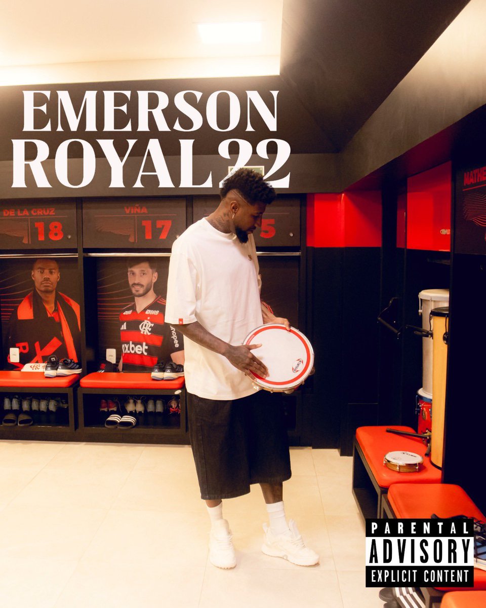 flaconect2's tweet image. 📷 Mais registros de Emerson Royal no CT do Flamengo neste sábado ( ONTEM ). O lateral será apresentado à torcida, junto com Saúl, neste domingo ( HOJE ), antes do jogo contra o Atlético-MG.