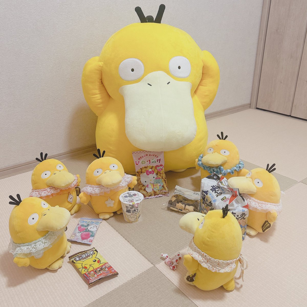 おかえりパーティしてるみたい🍭🍬🍫🍿🍩