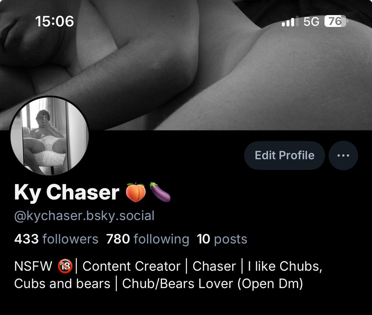 Ky_Chaserr's tweet photo. Follow me https://t.co/n1mMHwvkuT https://t.co/NP7I516zGn