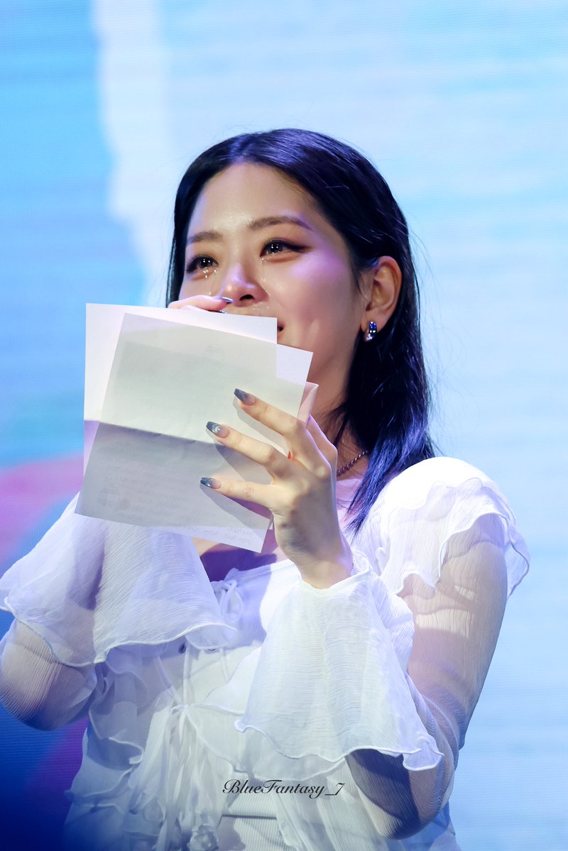 BlueFantasy_7's tweet image. 250727 WUHAN
예쁜 눈은 행복한 눈물을 흘려야 한다🥹🥹
@chungsubin47
#ChungSubin #정수빈
