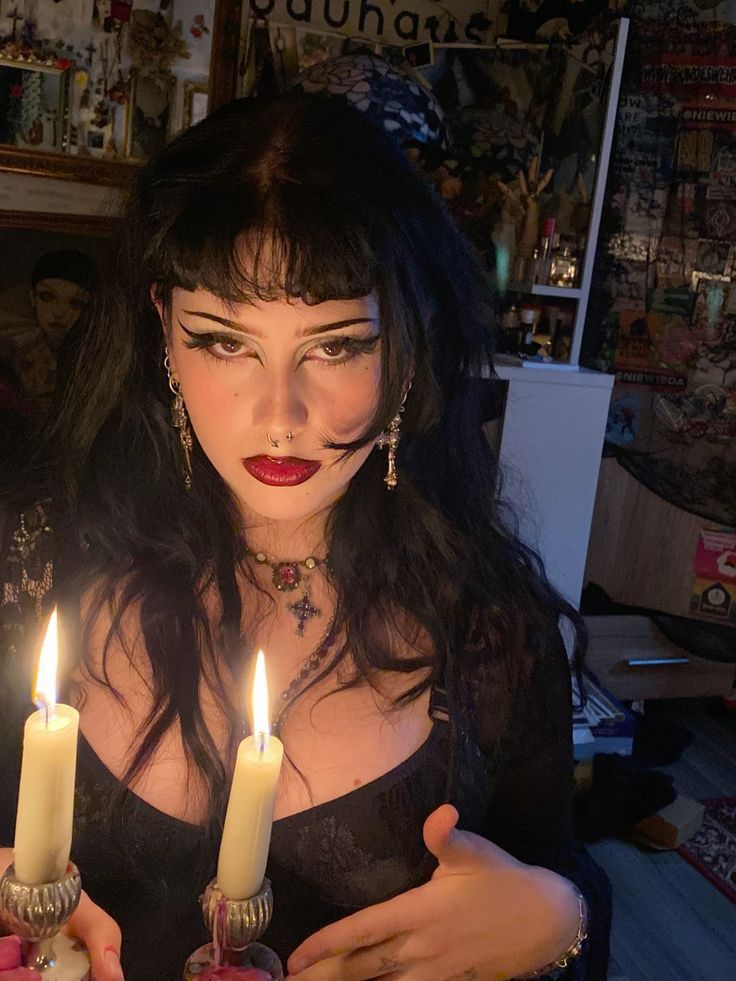 gothterroraura's tweet image. 