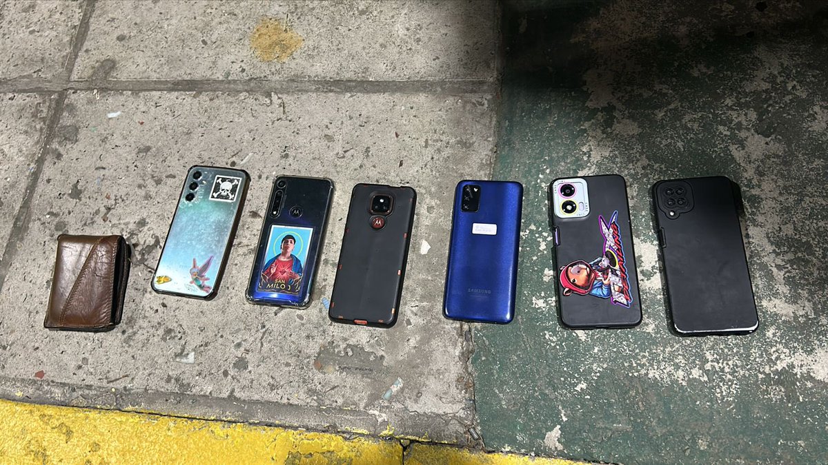 gabrieliezzi's tweet image. | Robo |

*La Policía de la Ciudad detuvo a tres personas por robar celulares durante un festival en el Parque Roca*

 La Policía de la Ciudad detuvo a tres personas, una de ellas menor de edad, por el robo de teléfonos celulares durante el festival “NOoo Ludo!”, que se realizó…