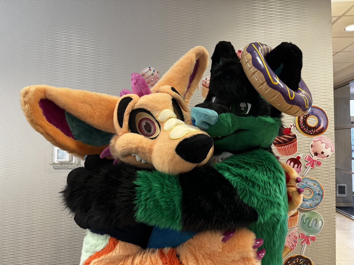 Happy Birthday to the sweetest Corgan that I know!! I love you so much!! 💙💚💙💚

🐉🐶🎂 <a href="/Drawrgi/">Tekky</a>