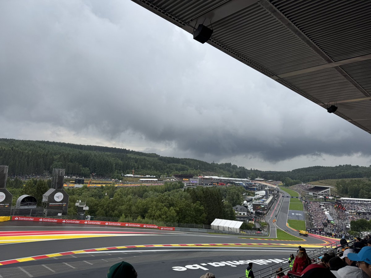 lkanal2's tweet image. また雨来そう…
#f1jp #BelgianGP