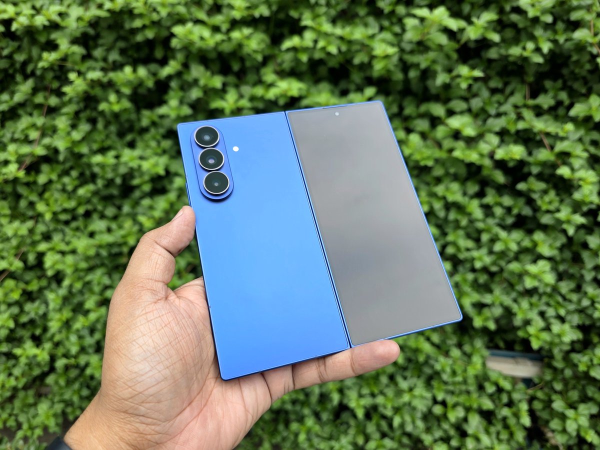 Guys help! Is there a way to turn on the cover display of Galaxy Fold7 when unfolded? Let's say I want to use the main cameras to take a selfie or vlog, is it possible to do so? <a href="/SamsungIndia/">Samsung India</a>?