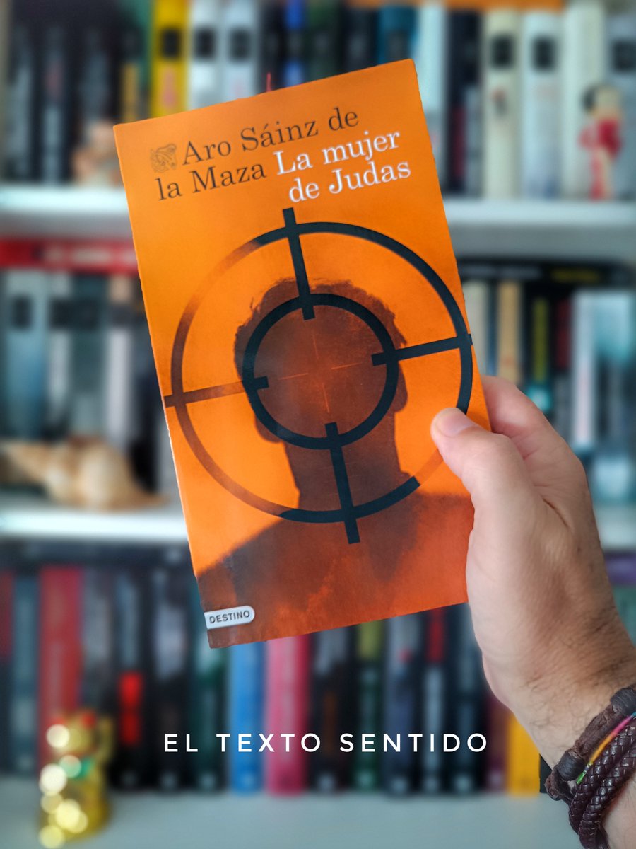 #reseña de La mujer de Judas, de <a href="/AroSainz_Maza/">Aro Sáinz de la Maza</a>  
Cuando crees que si... pero no. <a href="/EdDestino/">Ediciones Destino</a>   eltextosentido.com/2025/07/la-muj…