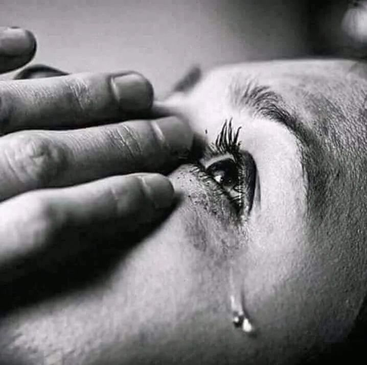 EngAftabAhmed's tweet image. عکسِ جمالِ یار تیرے احترام میں___!!
اشکوں سے میری آنکھ صدا با وضو رہی___!!
#سوچ_کا_سفر🥀