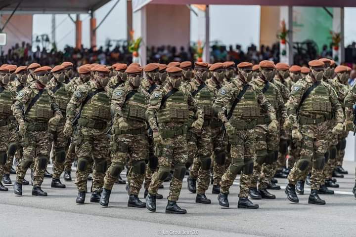 oumarbluesow's tweet image. 🇨🇮🤝🇧🇯
Un détachement des #FACI-Forces Armées de Côte d’Ivoire va participer à la parade militaire de la fête nationale du Bénin du 01 Août 2025.

(Fidèle Kouamé)