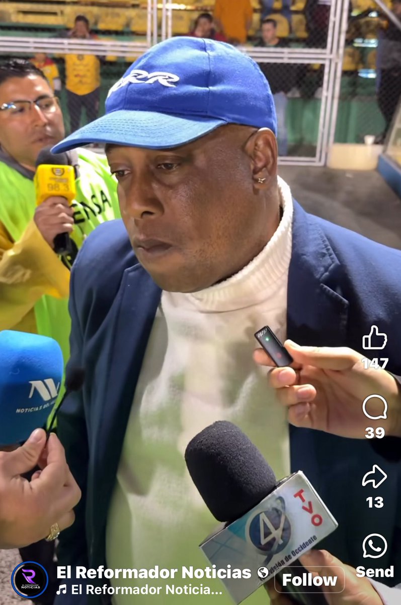 wijors's tweet image. Hernan Medford: no fuimos efectivos, tenemos tiempo es el segundo partido apenas la afición no entiende.
Diego Casas “no es un resultado negativo”.
Ayer Marquense empató 0-0 ante Achuapa.