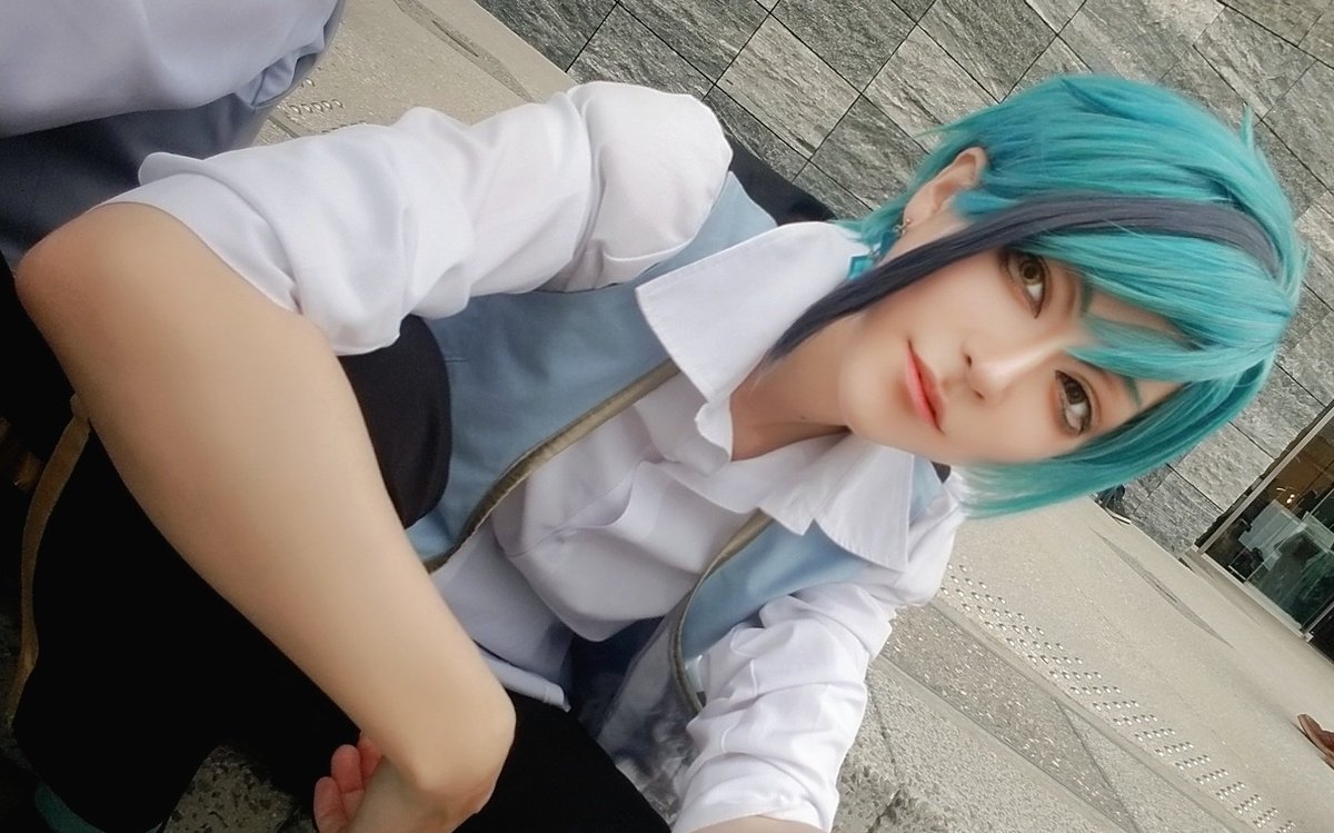 sio_to_satou's tweet image. ⚠Cos

みんなには🦈ﾁｬﾝに見えてるのか気になる…