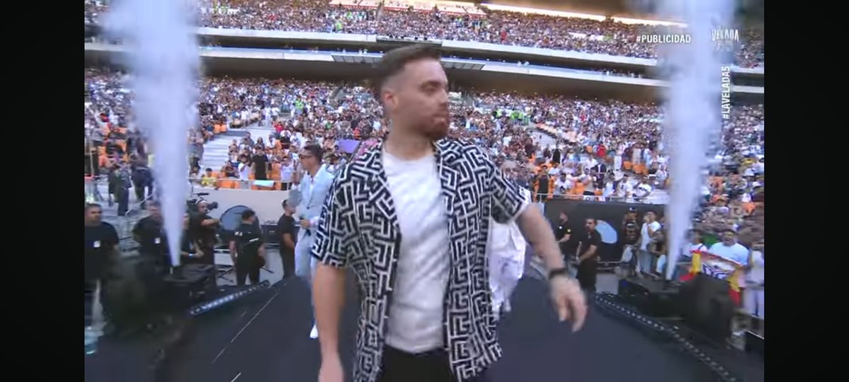 Qué bárbaro, la que volvió a liar <a href="/IbaiLlanos/">Ibai</a>  en la Velada del año V!!! 

80.000 personas, 7 horas en directo y una realización bestial!! Me quito el sombrero 🙌