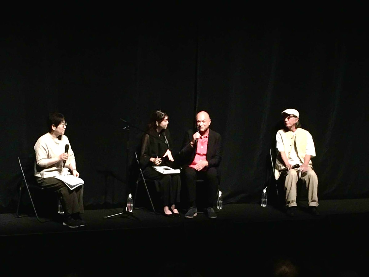 drumythm's tweet image. 今回パルコ劇場上映にあたっては、山口宏子さんの司会でサイモン・ブルックと私のトークが組まれ、彼と久々に再会することができた。ピーターや私たちとインドに同行したと時、サイモンは高校生だった。その彼が3年前に亡くなったピーターの仕事をこのような形で継続してくれたことを嬉しく思う。