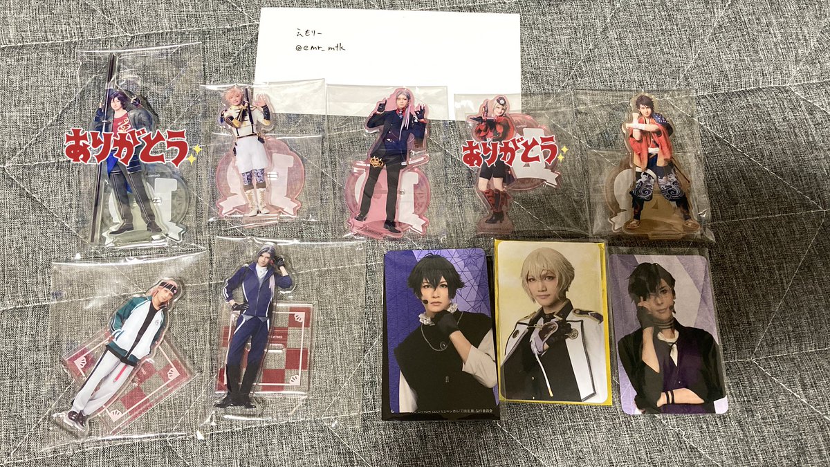 emr_mtk's tweet image. 【交換譲渡】刀ミュ 目出度歌誉花舞十周年祝賀祭 アクスタ
譲
物吉、大般若、陸奥守
玖寿アクスタ村雲、大般若
玖寿カード髭切、水心子、明石
求
加州、肥前、長義、豊前、膝丸、山姥切、水心子
カード加州
定価(+送料
郵送または7/29,30現地手渡し
比率違い可
お気軽にお声掛け下さい