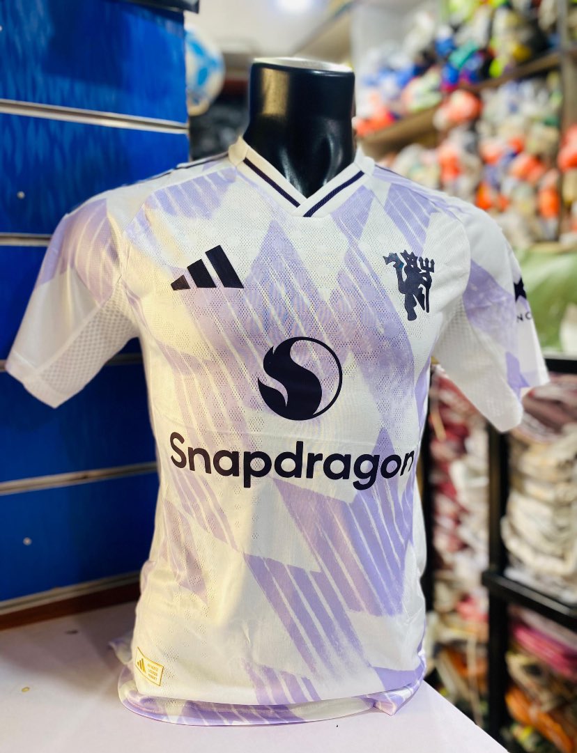 ATANANSI3's tweet image. Madueke Arsenal &quot;Ruben Amorim&quot;
What are you people waiting for
Purchase your original jersey at affordable price
Dm or use the number onto my bio for business
