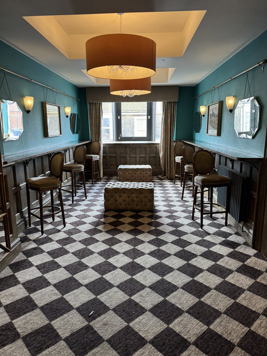 Hippopotamum's tweet image. Wow the wether spoons have gone all out here x