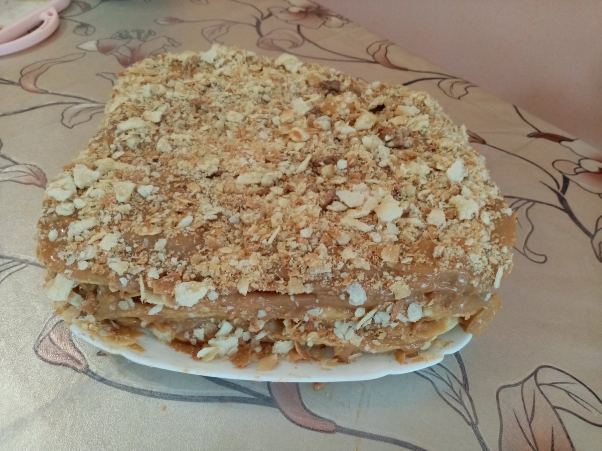 bezsonnya's tweet image. Пірожок. Випєнрюватись з вирівнюванням не стала і так сойдьот😋