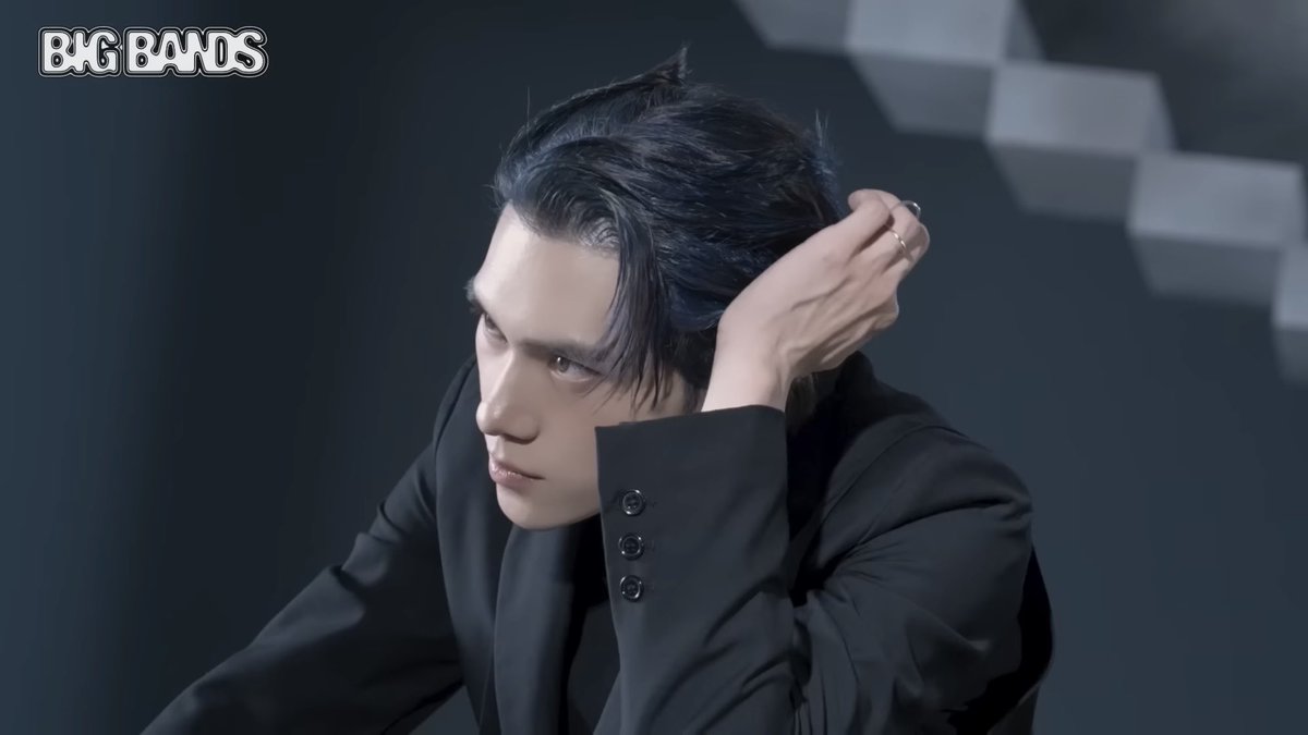 HENDERYHOME's tweet image. THIS IS FACE BANK FACE CARD FACE ECONOMY FACE OF THE CENTURY THIS IS HENDERY 🖤