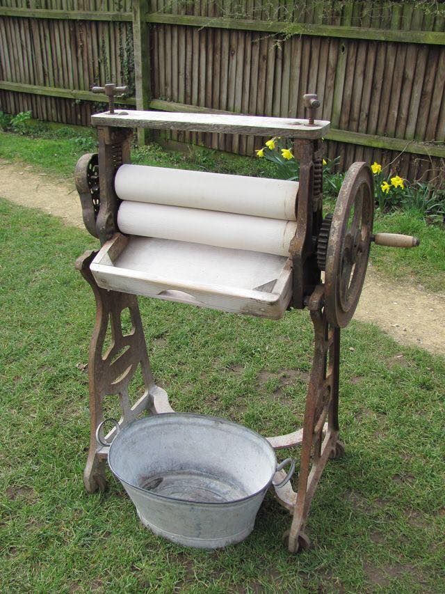 Ron is back!

And just to prove that he's not had his head turned by the bright lights and exoticism of Leicestershire, here's a mangle for your consideration.