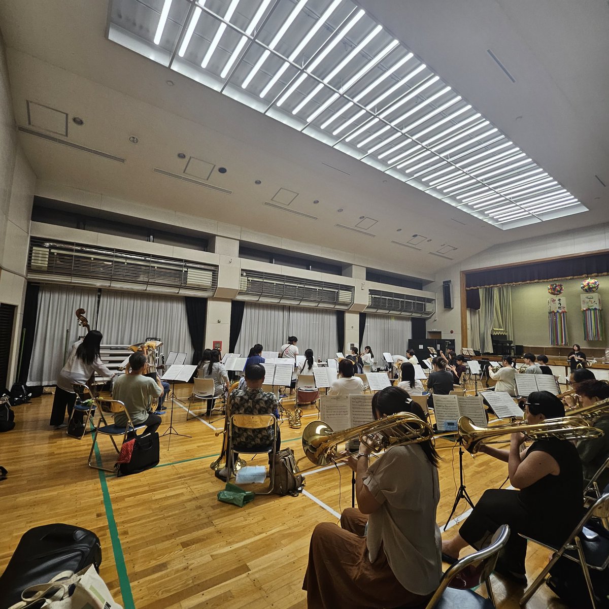 こんばんわ🌃

本日は大神公民館での練習でした！

本番まで練習残り2回しかありません😳
当日も1番なので吹き始めからコンディション良く出来るようしたいですね！

まずは早起きから、、😫