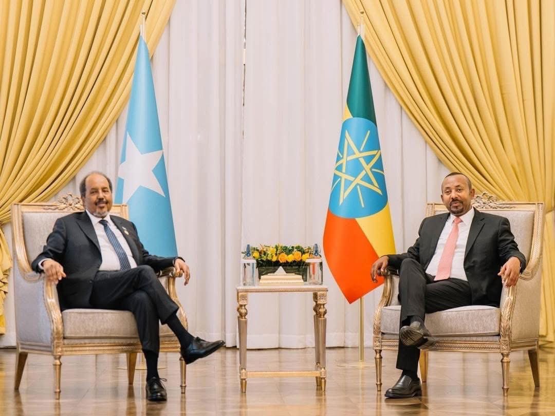 Somali_Stream's tweet image. Ethiopian Prime Minister @AbiyAhmedAli announced that he welcomed Somaliaโs President @HassanSMohamud ahead of the Second United Nations Food event, emphasizing that both nations are dedicated to further strengthening their brotherly ties.