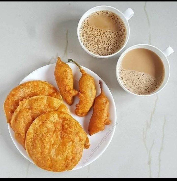 ZainSafeer12's tweet image. یہ مت مانیں کہ  چائے آپ کی صحت کے لیے نقصان دہ ہے .
نقصان دہ صرف لوگ ہیں..

Tea Lovers agree ho??

💜شام بخیر 💜