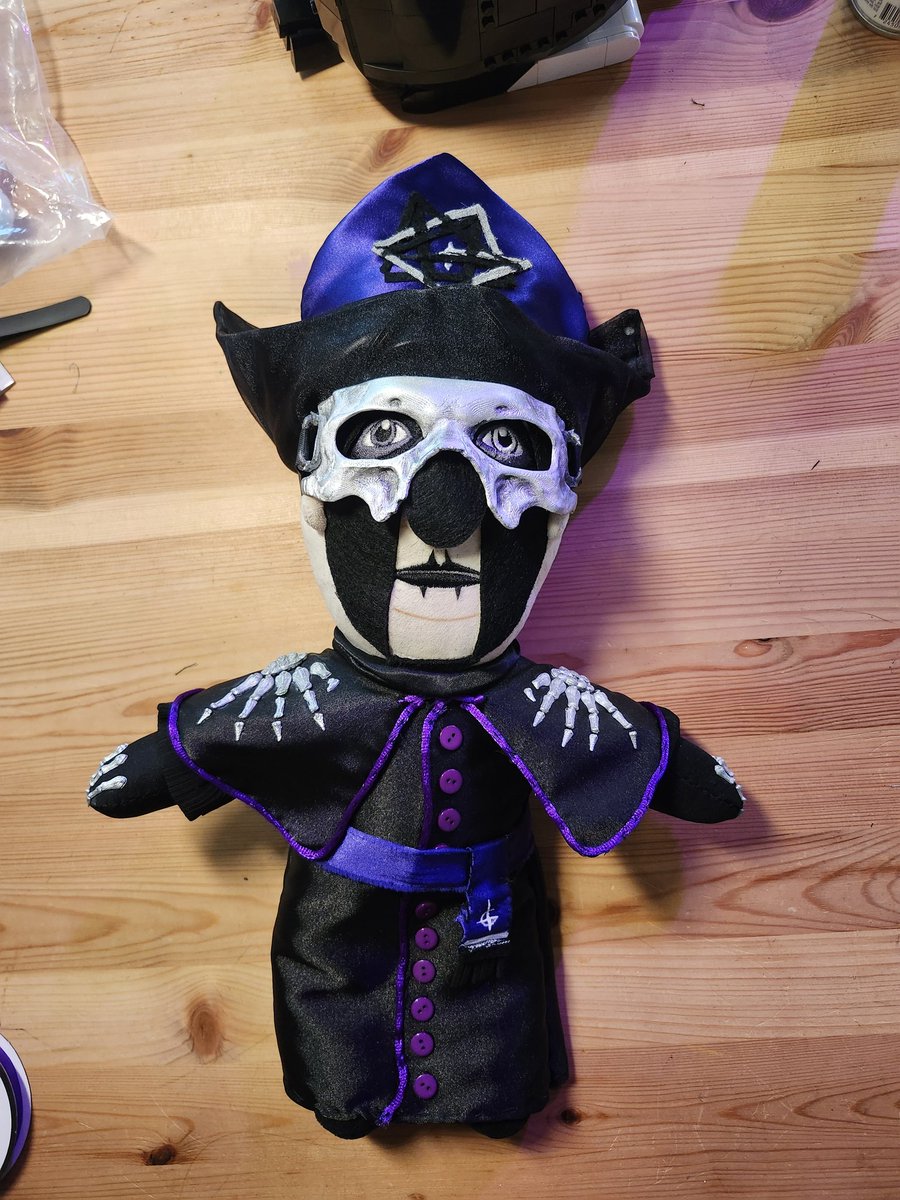 thegoghost's tweet image. perplushia is ritual ready for monday!! 

#thebandghost #grandrapids #Ghost #PapaPerpetua