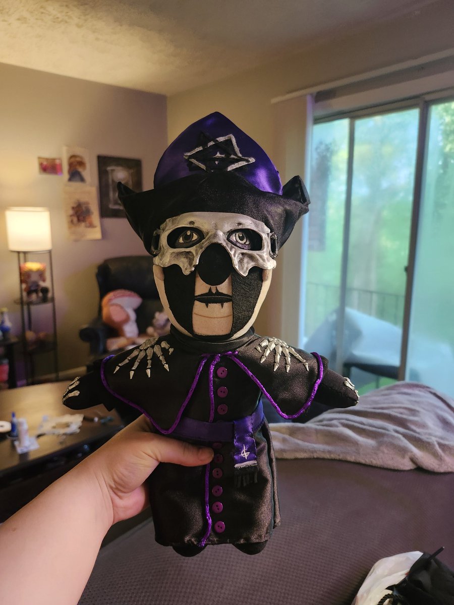 thegoghost's tweet image. perplushia is ritual ready for monday!! 

#thebandghost #grandrapids #Ghost #PapaPerpetua