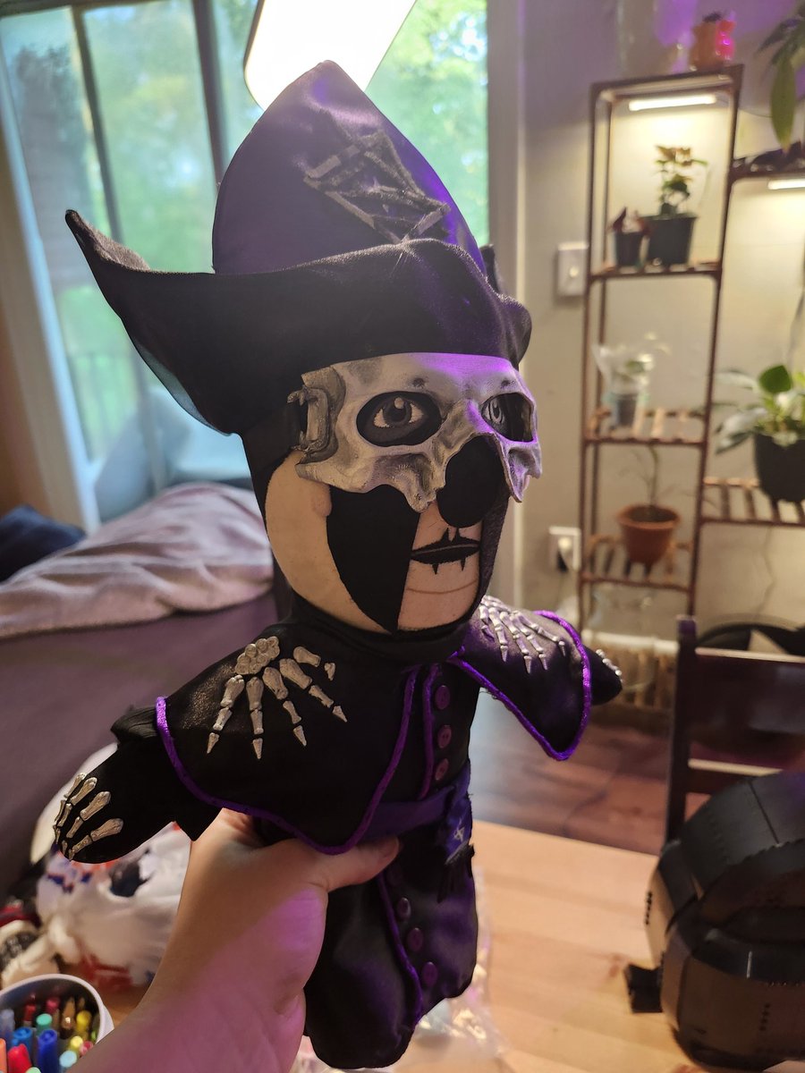 thegoghost's tweet image. perplushia is ritual ready for monday!! 

#thebandghost #grandrapids #Ghost #PapaPerpetua