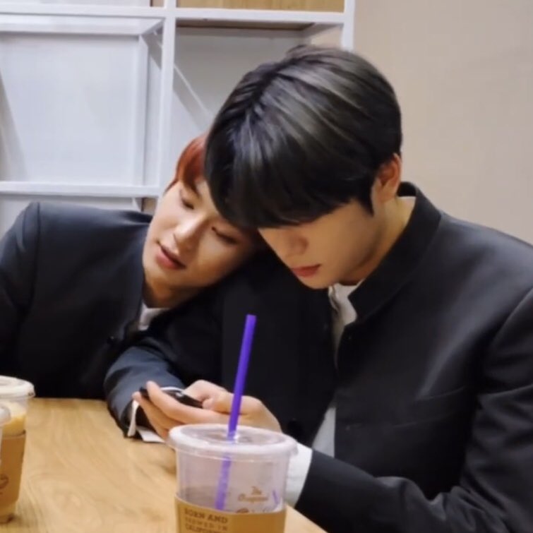JAEWOOLOOKS's tweet image. tears in my eyes
