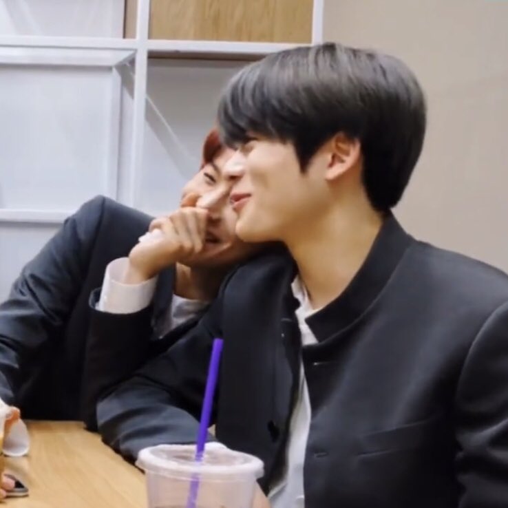 JAEWOOLOOKS's tweet image. tears in my eyes