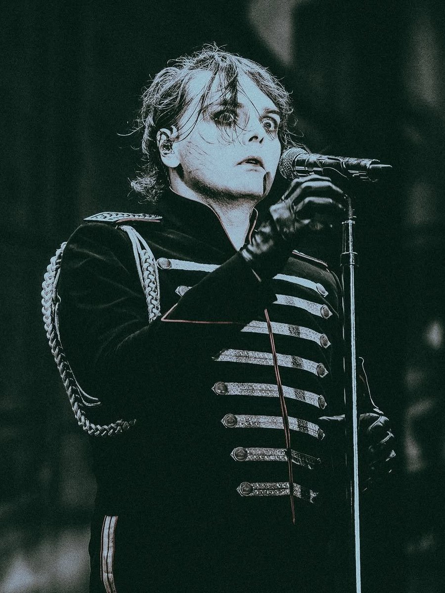MCRupdates1's tweet photo. Phenomenal photo

By SPOOOKYLILLY on IG https://t.co/zJjDlgfvGE