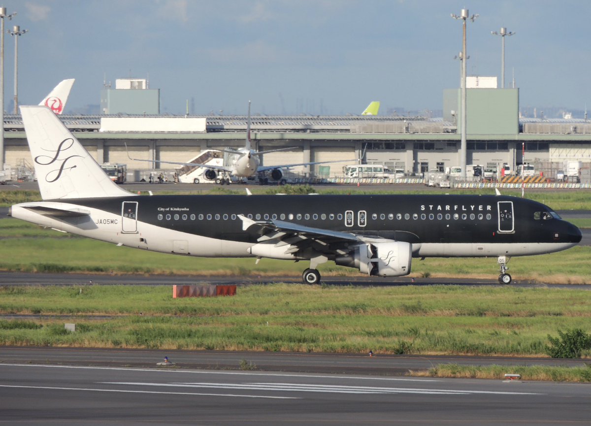 SS_Plane_Car's tweet image. #同じ場所で何枚撮んねん選手権