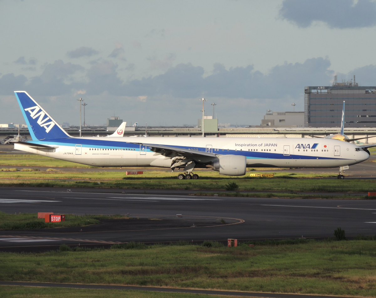 SS_Plane_Car's tweet image. #同じ場所で何枚撮んねん選手権