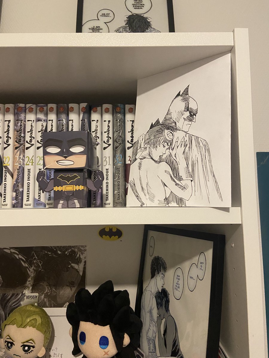 bingowayne_'s tweet image. I chose to keep them with me
1) batman et catwoman, simplement
2) portrait de Kim
3) la dernière lettre d’Aerith à Zack
