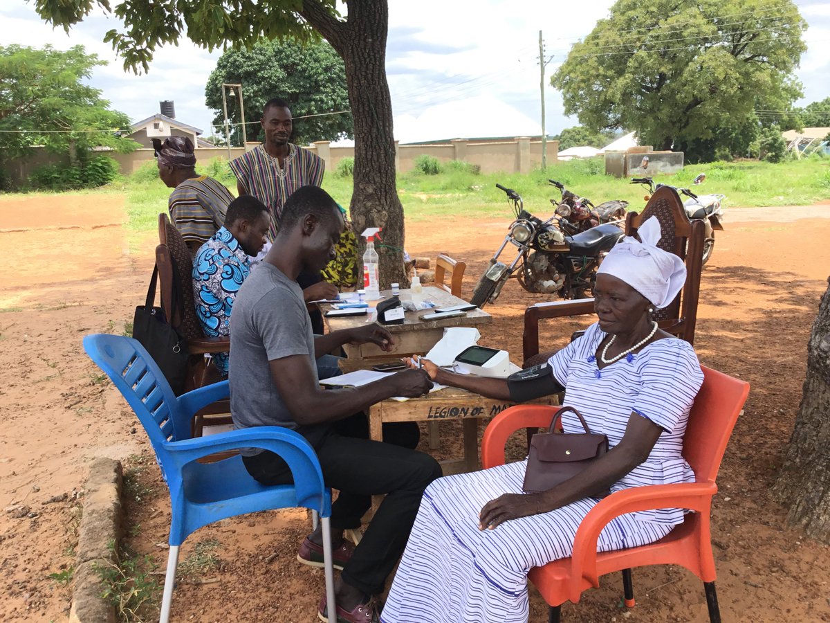 FrPeterAkomanyi's tweet image. #CatholicTwitter #CatholicChurch #catholicfaith #CatholicX
The just shall flourish like the palm tree, grow like a cedar of Lebanon. Planted in the house of the Lord, they shall flourish in the courts of our God.” – Psalm 92:12-13
Yesterday we honoured Saints Anne and Joachim,…