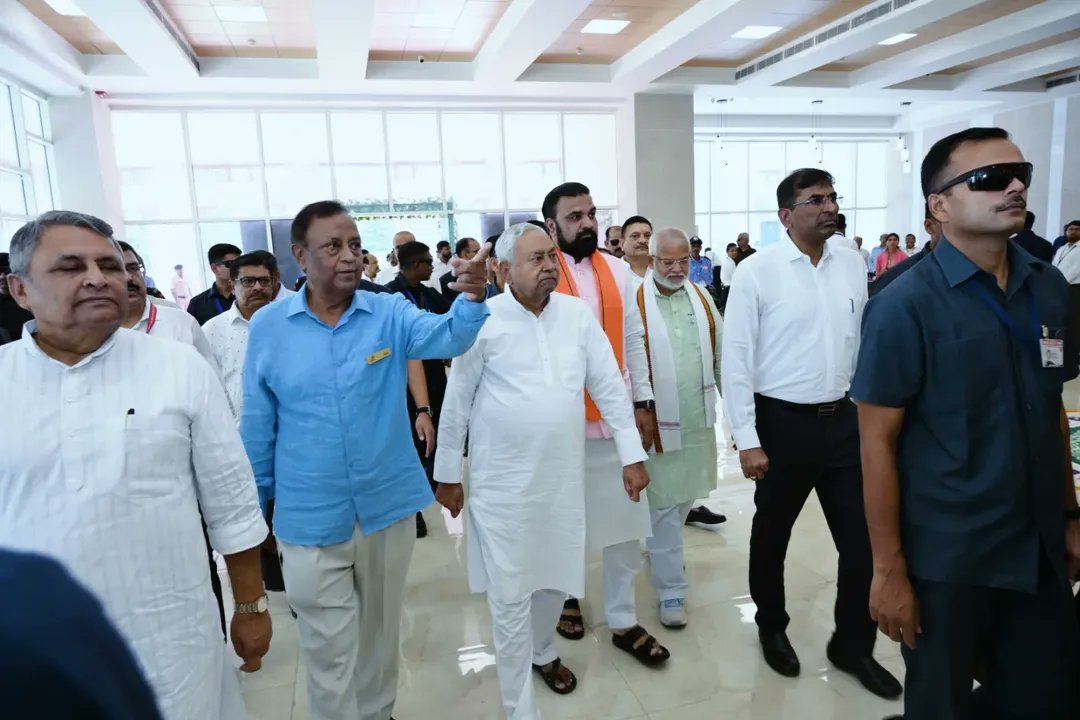 Hon'ble Bihar Chief Minister Sri <a href="/NitishKumar/">Nitish Kumar</a> and Hon'ble Deputy CM Sri <a href="/samrat4bjp/">Samrat Choudhary</a> toured the newly inaugurated Patna Museum building. Hon'ble CM officially opened the facility, exploring its new Ganga, Patli, Sculpture Garden, Temporary Exhibition, Orientation Theatre and