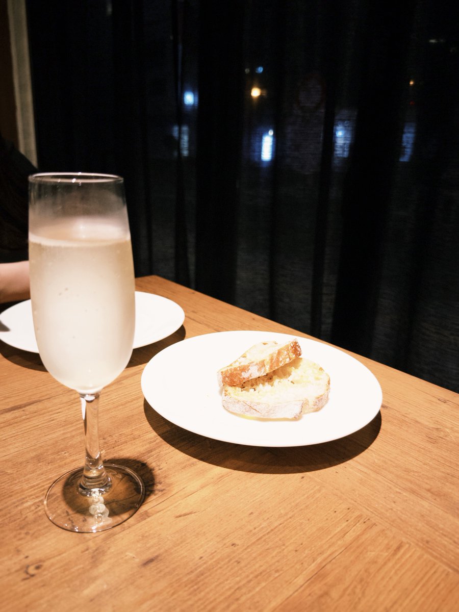 __m_y__5_'s tweet image. 別部署の人とご飯いってきた🎶
辞めるって伝えたら絶対ご飯行きたいって言ってくれての今日だったんだけど嬉しすぎた🥲
