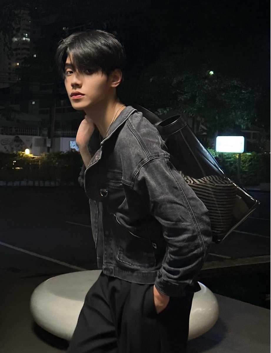 steywithpp's tweet image. อหหหหหพี่่่่่่ หล่อตาแตกมากกกก 🙂↕️🙂↕️🙂↕️🙂↕️🙂↕️🙂↕️🙂↕️🙂↕️🙂↕️
#PEEMWASU