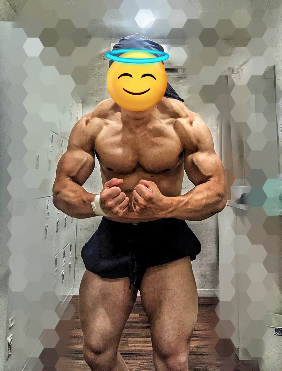 Dragonkick74's tweet image. 筋トレ終わったぬき。
ゲロキツサーキットからの懸垂とスクワット。