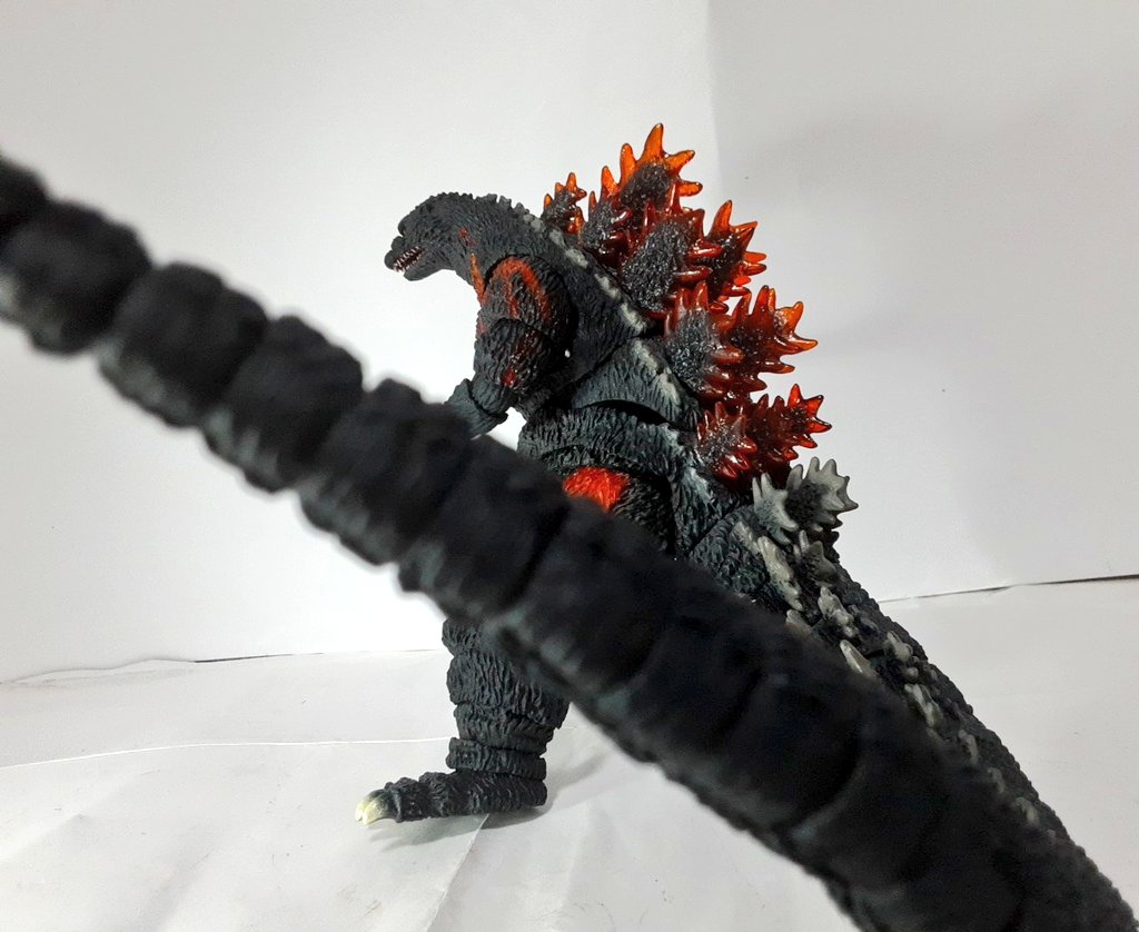 justis10's tweet image. #夜のフィギュア撮影会
テーマ　フリー
ゴジラ死す⁉️⁉️⁉️⁉️