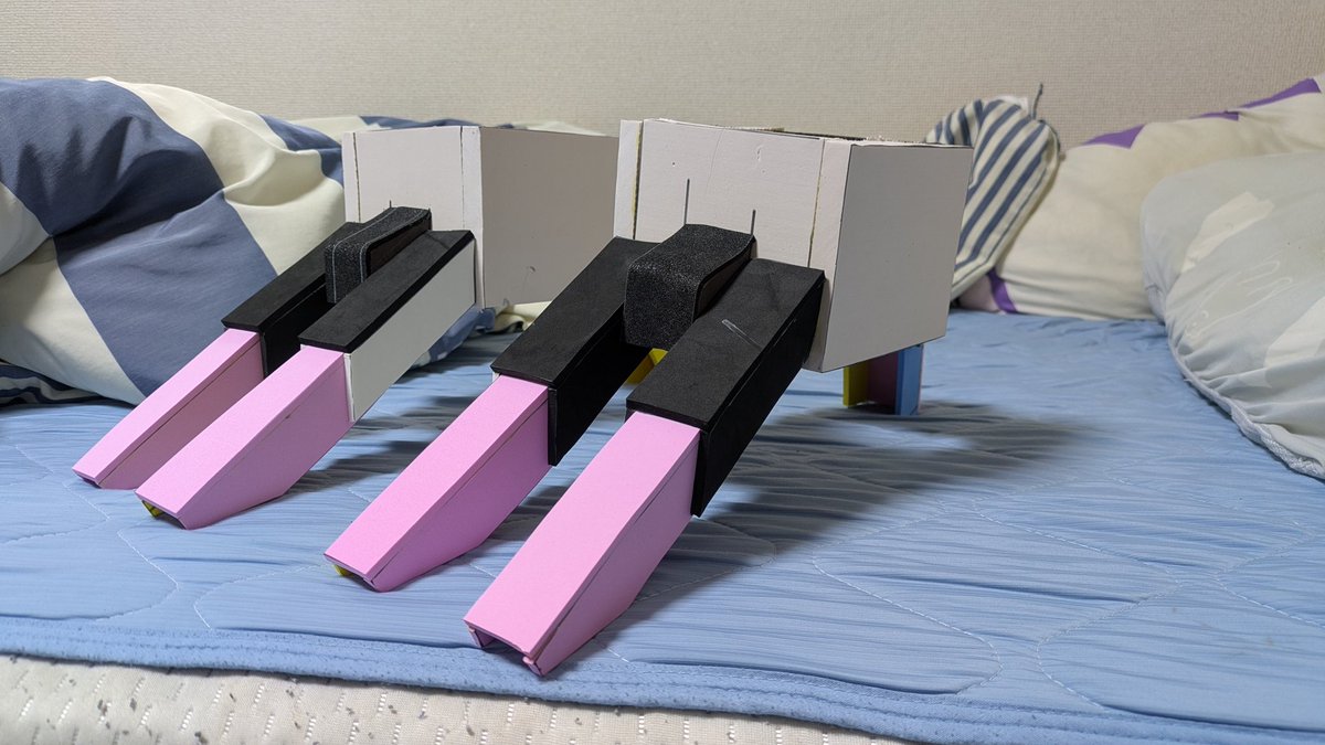 YSTR_cos's tweet image. 足パーツひとまず作成。後で細かいパーツ作成して貼る。