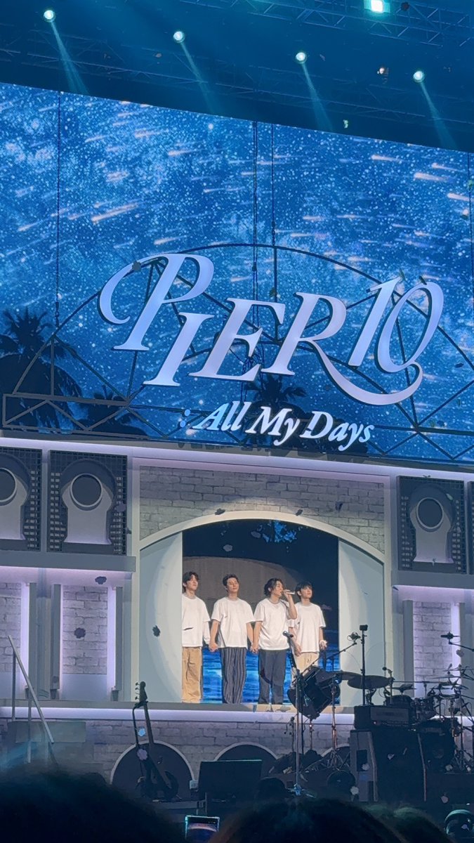 nayklog's tweet image. 너무너무너무너무예쁨