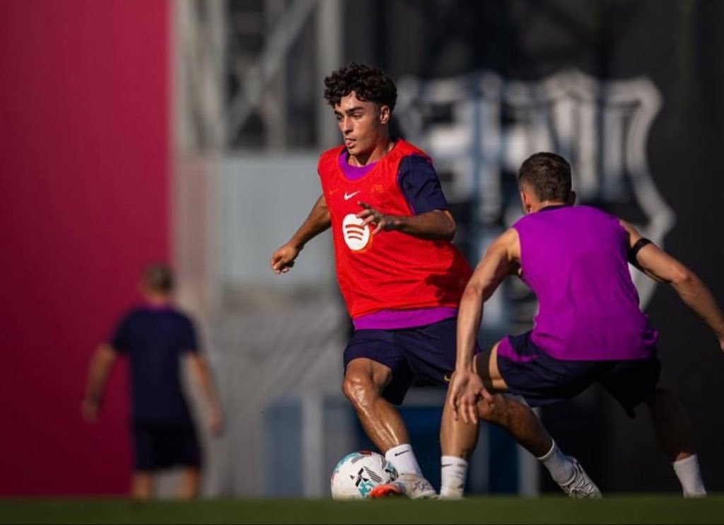 RadioCuler's tweet image. 🚨 𝗔𝗚𝗢𝗥𝗔: Barcelona e Mallorca negociam a transferência de Jan Virgili. O jogador vê a mudança com bons olhos.
O Barça estuda fórmulas para fechar o acordo.
— @JijantesFC (🥇).