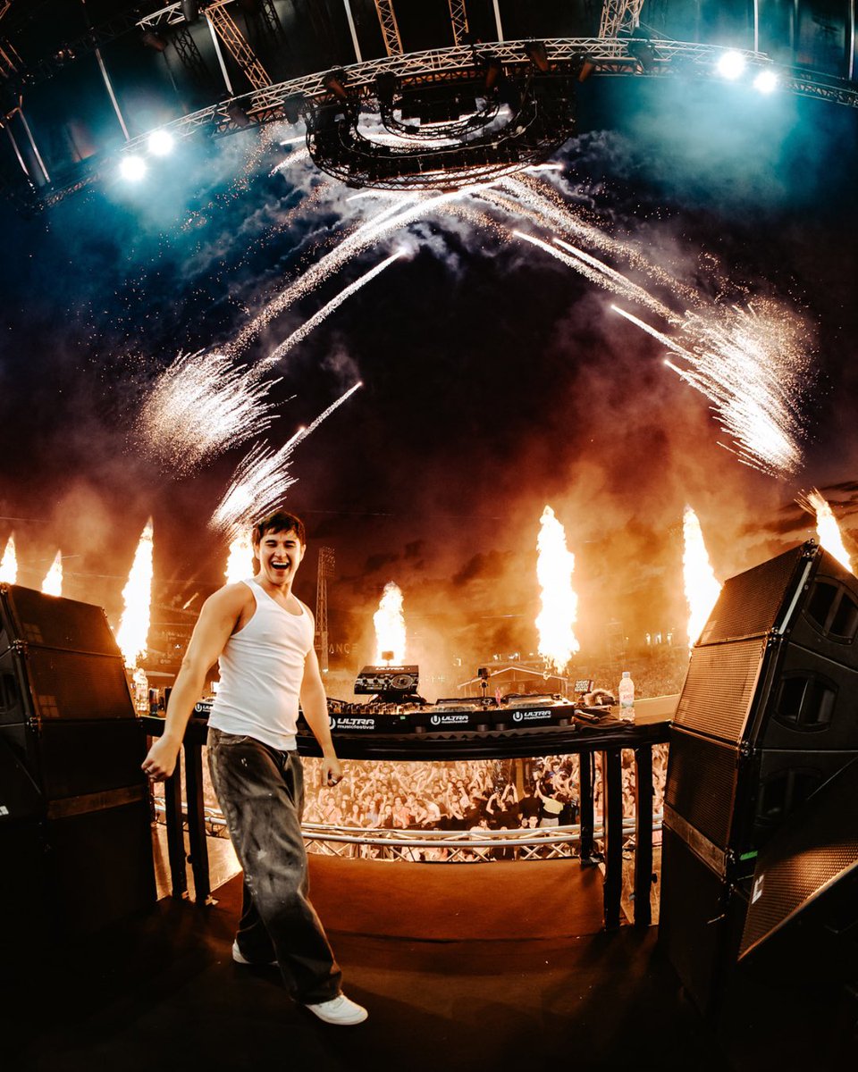 UltraEurope's tweet image. First time ever: @johnsummit at ULTRA Europe. Rate that set! 💯