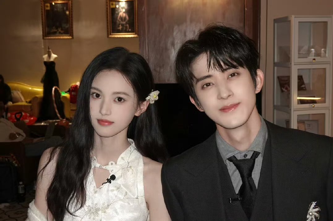 aienvu's tweet image. #ShenYujie new snaps with #AoRuipeng. 🫶

#CoronersDiary
