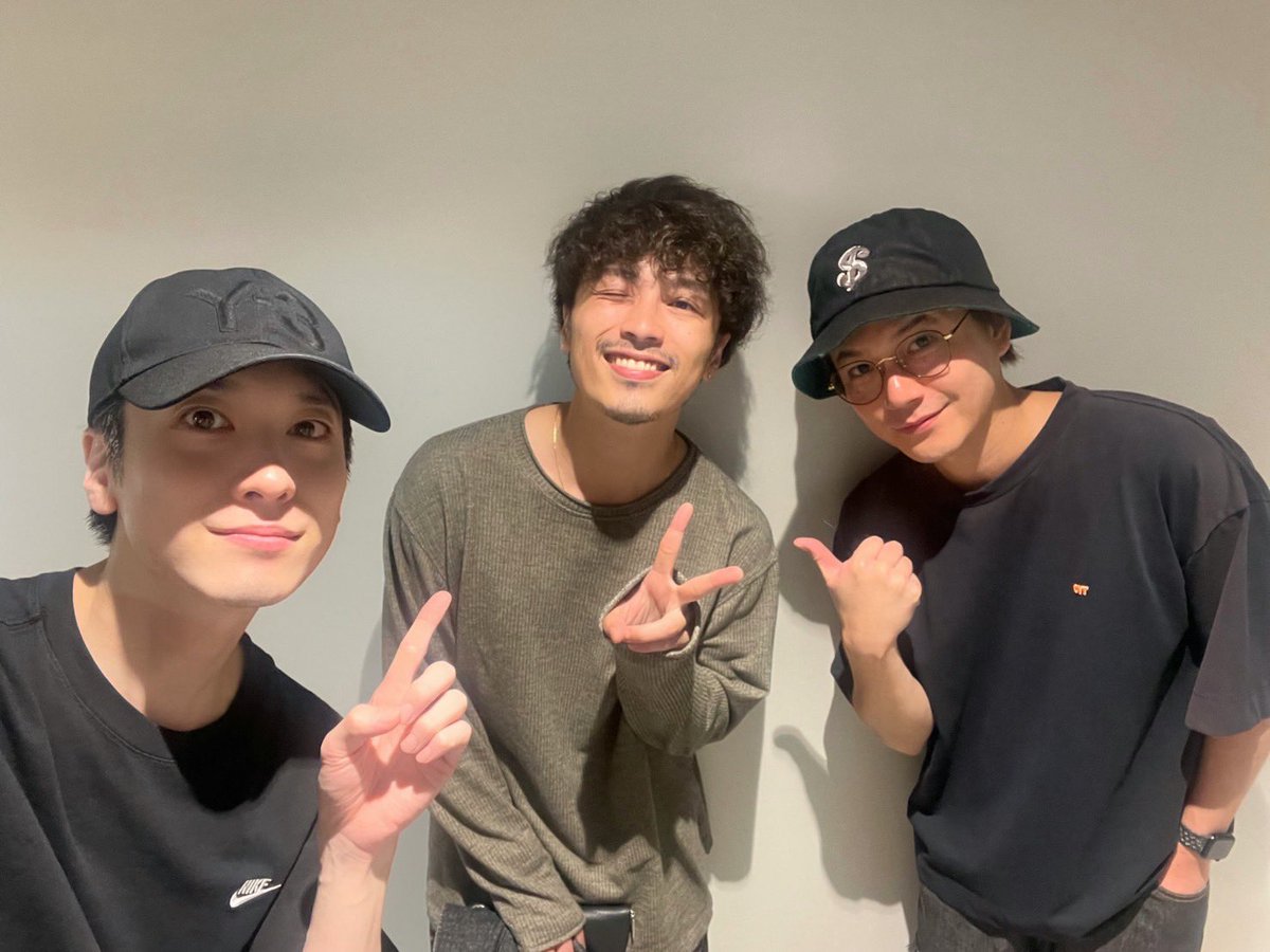 hiraryo0520's tweet image. 日本三國
二公演終了。
毎回深まる。

毎公演、たくさんの戦友たちが観に来てくれる。
嬉しいな。

チームM